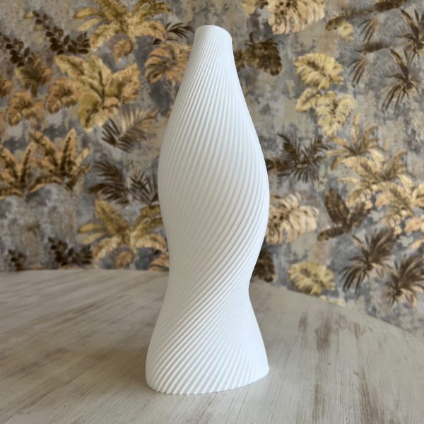 Murata Vase Small - Image 2